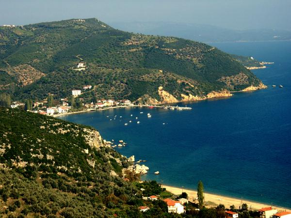  picture: Beautiful Plot in Pelion/Greece for Sale.